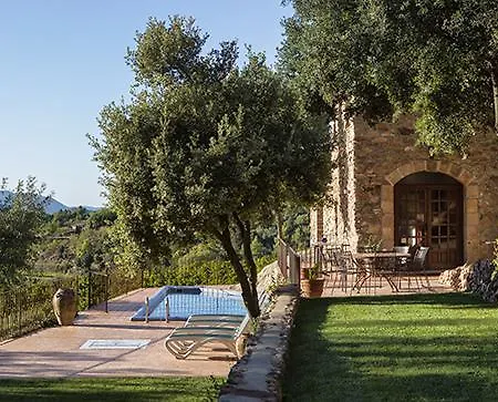 Les Quimeres Holiday home *